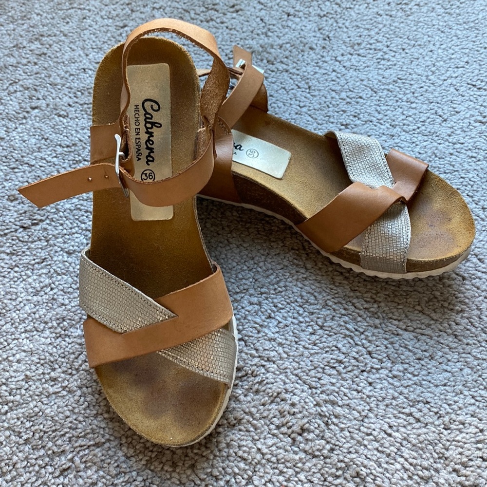 Brown super comfortable sandals made in Spain